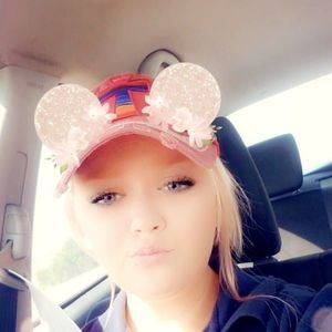 Meet your Posher, Chandler